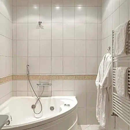 Sfinksas 4* Kaunas